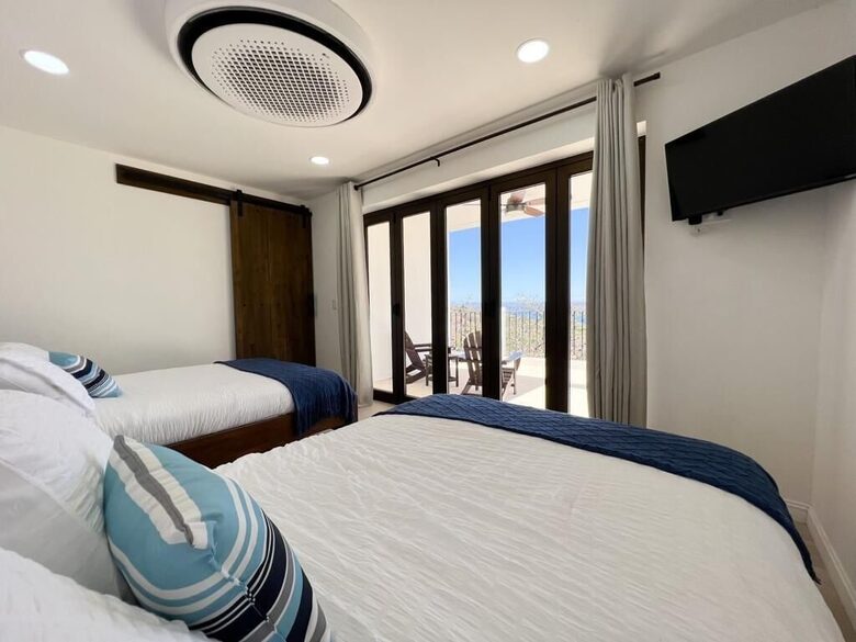 Villa Encanto Luxury Getaway in Coco Beach - Playas del Coco, Costa Rica