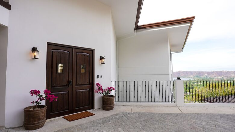 Villa Encanto Luxury Getaway in Coco Beach - Playas del Coco, Costa Rica