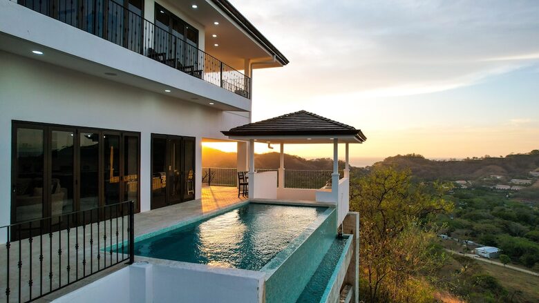 Villa Encanto Luxury Getaway in Coco Beach - Playas del Coco, Costa Rica