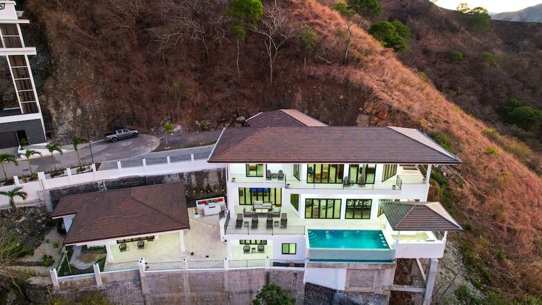 Villa Encanto Luxury Getaway in Coco Beach - Playas del Coco, Costa Rica