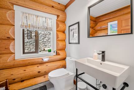 Snowridge Chalet - Whistler, Canada