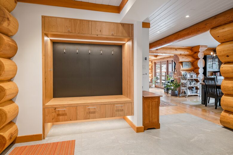 Snowridge Chalet - Whistler, Canada