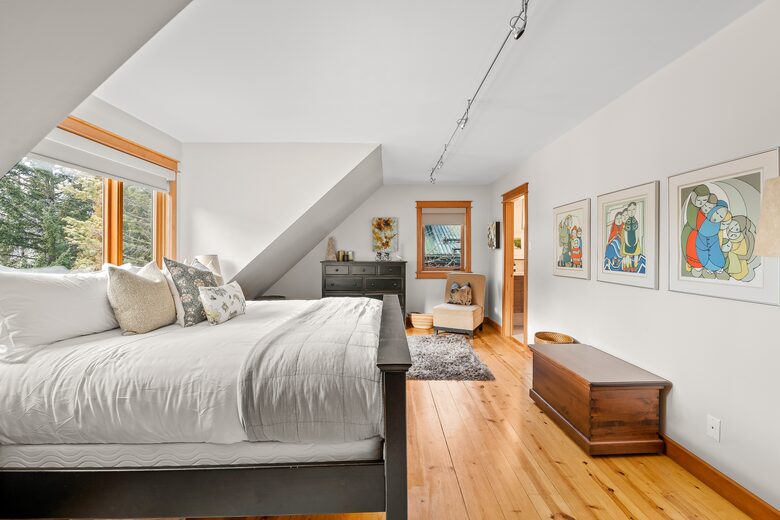 Snowridge Chalet - Whistler, Canada