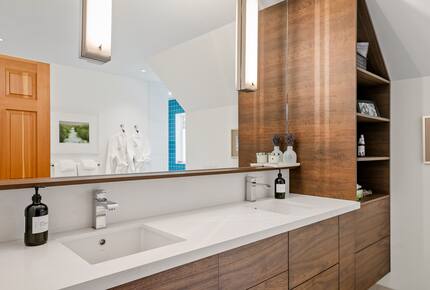 Snowridge Chalet - Whistler, Canada