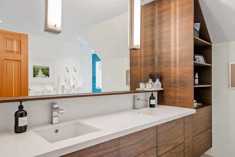 Snowridge Chalet - Whistler, Canada