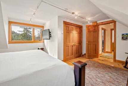 Snowridge Chalet - Whistler, Canada