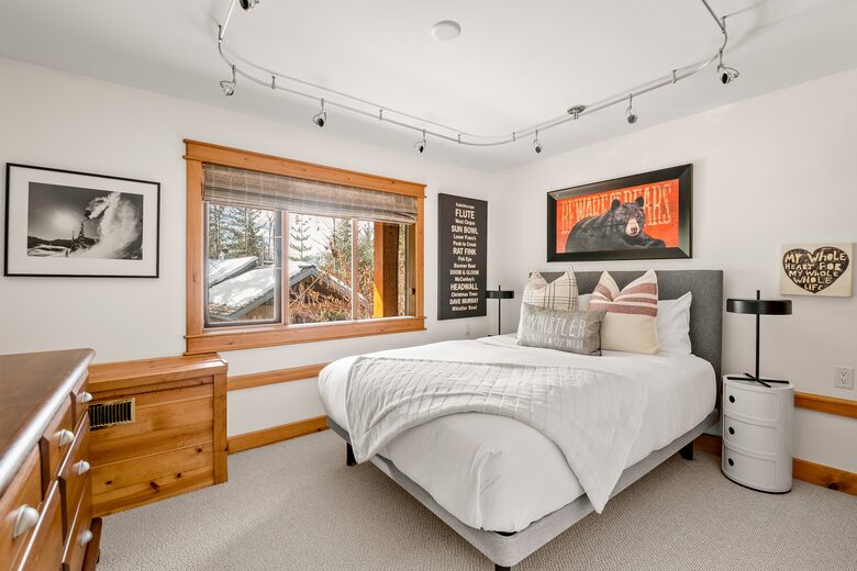 Snowridge Chalet - Whistler, Canada