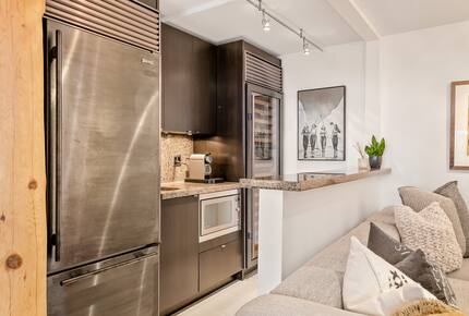 Snowridge Chalet - Whistler, Canada