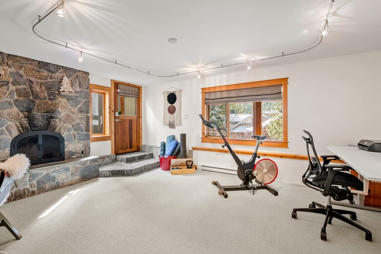 Snowridge Chalet - Whistler, Canada