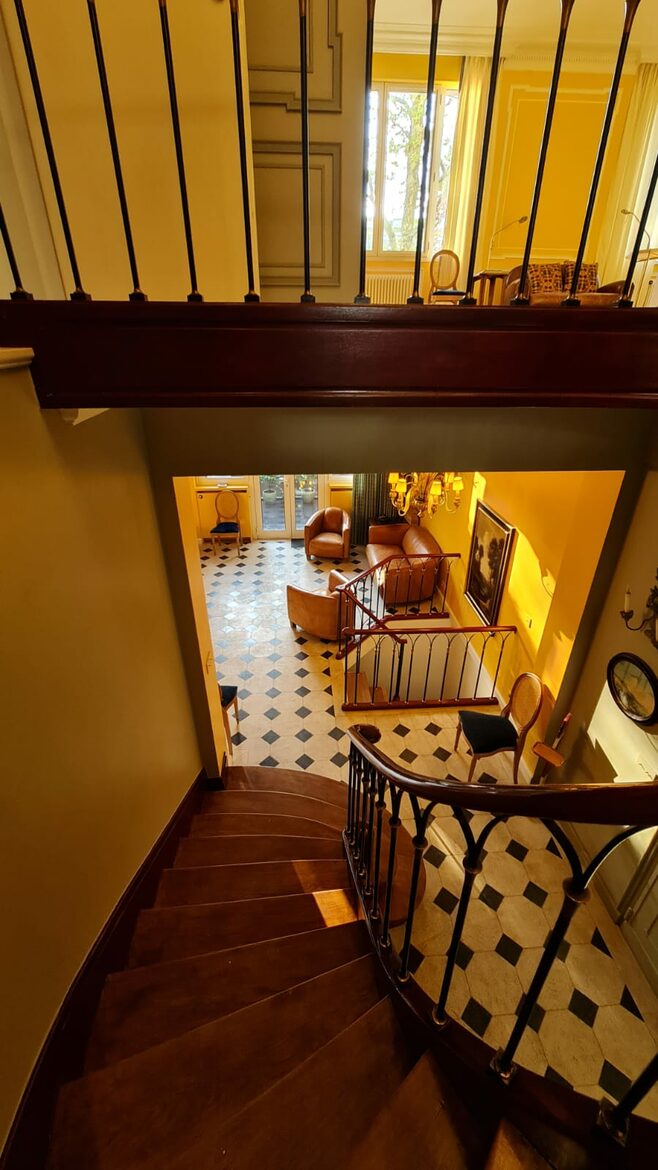 Elegant Family Home - Paris, France