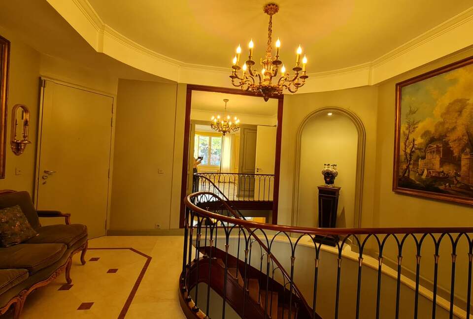 Elegant Family Home - Paris, France