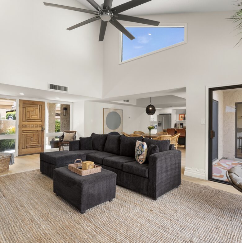 Old Town Scottsdale Gated Retreat | With Pool, Tennis, Walk to Fashion Square - Scottsdale, Arizona