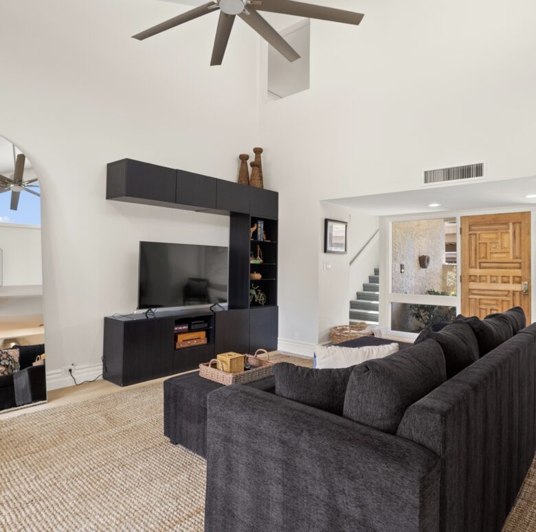 Old Town Scottsdale Gated Retreat | With Pool, Tennis, Walk to Fashion Square - Scottsdale, Arizona