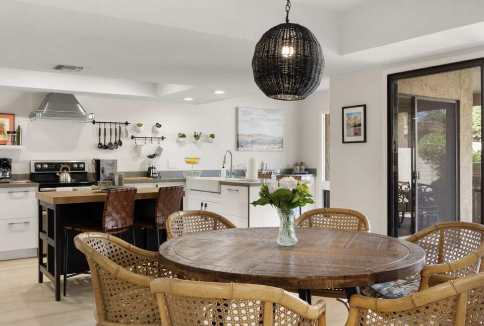 Old Town Scottsdale Gated Retreat | With Pool, Tennis, Walk to Fashion Square - Scottsdale, Arizona