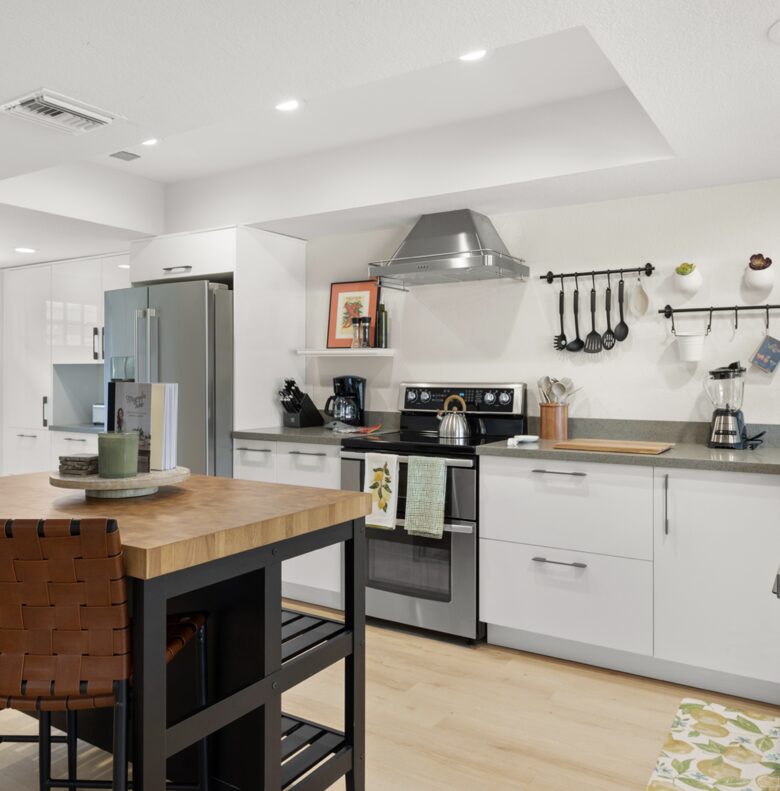 Old Town Scottsdale Gated Retreat | With Pool, Tennis, Walk to Fashion Square - Scottsdale, Arizona