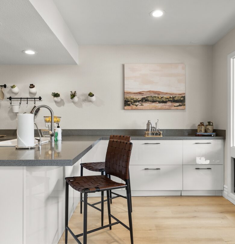 Old Town Scottsdale Gated Retreat | With Pool, Tennis, Walk to Fashion Square - Scottsdale, Arizona