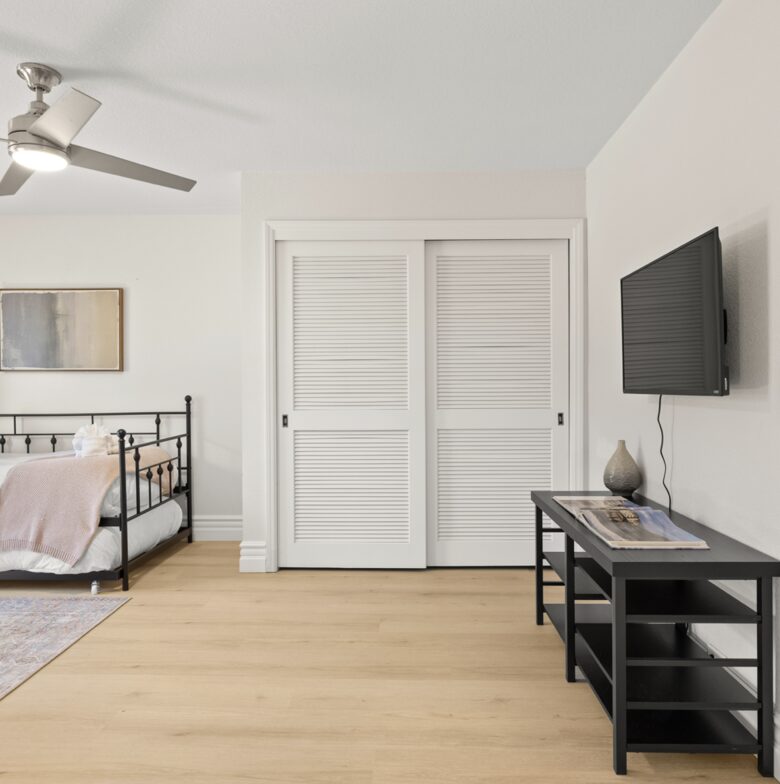 Old Town Scottsdale Gated Retreat | With Pool, Tennis, Walk to Fashion Square - Scottsdale, Arizona