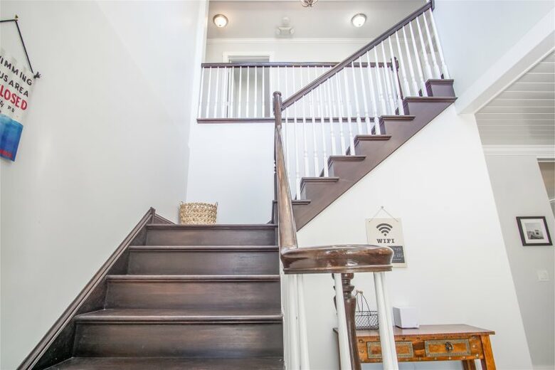 Beautiful Beachfront Paradise - Grassy Key, Florida