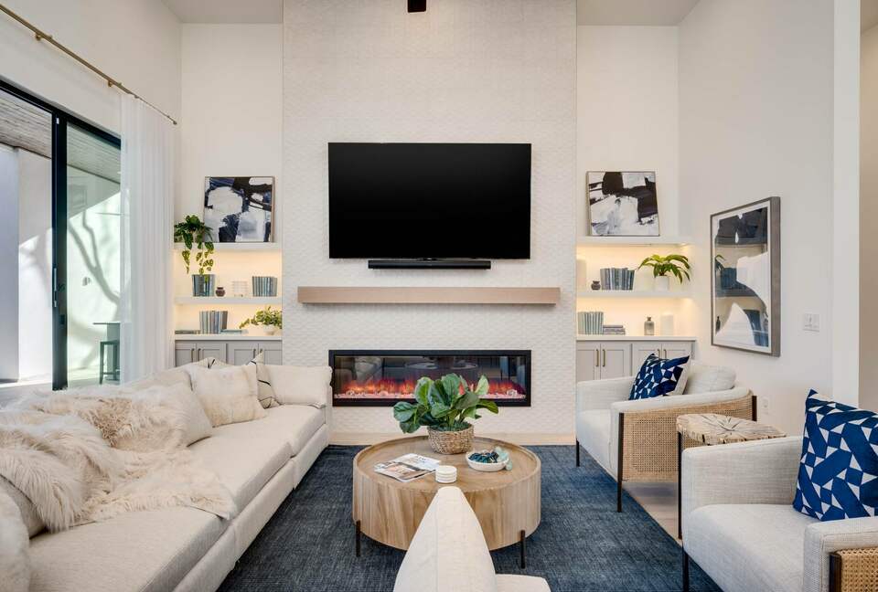 ABOVE - Austin Exquisite - Austin, Texas