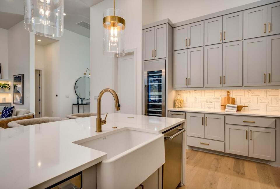 ABOVE - Austin Exquisite - Austin, Texas