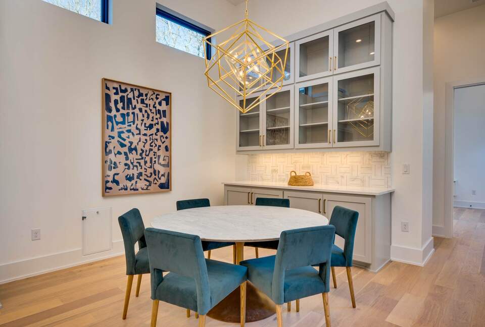 ABOVE - Austin Exquisite - Austin, Texas