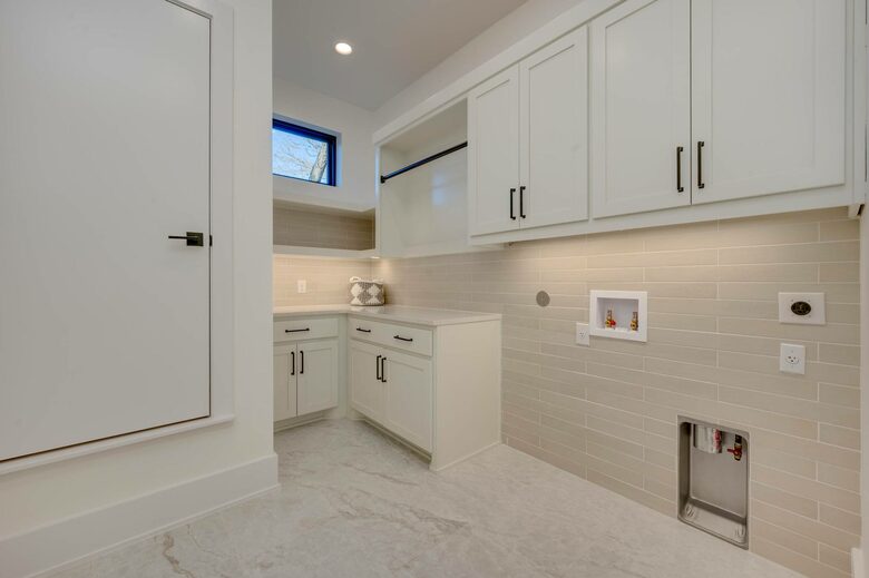 ABOVE - Austin Exquisite - Austin, Texas