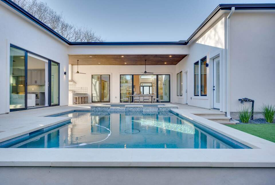 ABOVE - Austin Exquisite - Austin, Texas