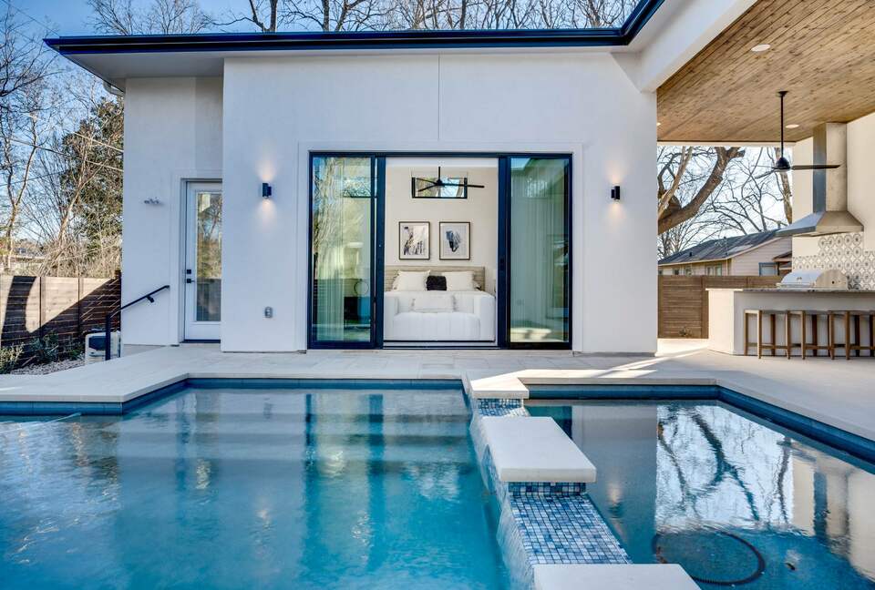 ABOVE - Austin Exquisite - Austin, Texas