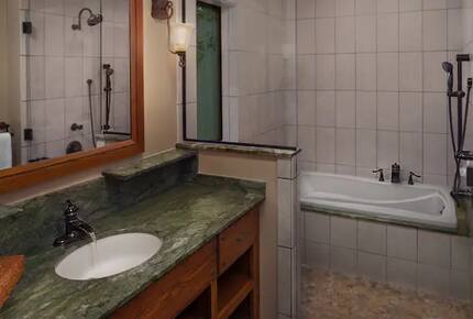 Treehouse Villa | Disney's Saratoga Springs Resort & Spa - Lake Buena Vista, Florida