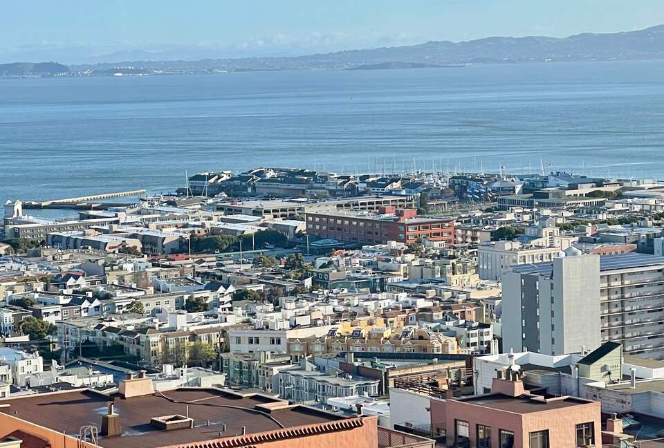 Luxury Skyrise in Russian Hill - San Francisco, California