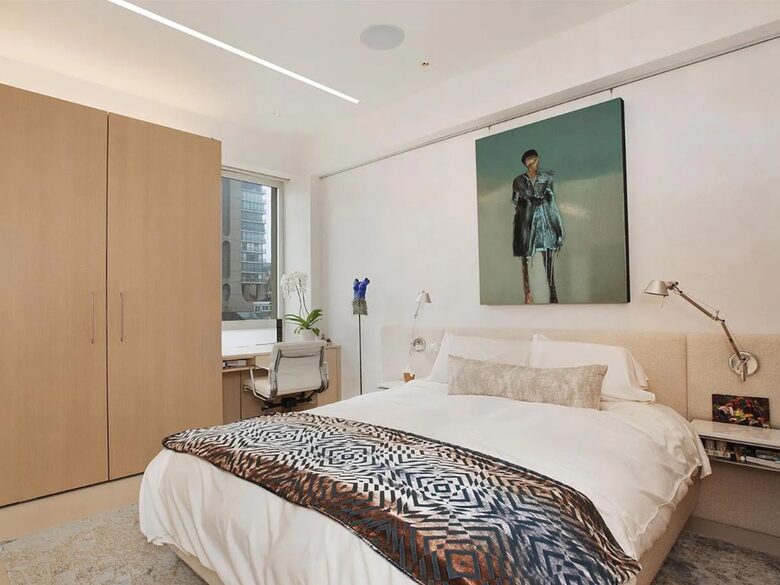 Luxury Skyrise in Russian Hill - San Francisco, California