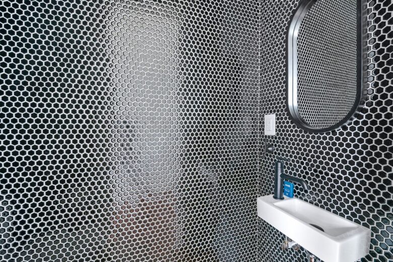 Exquisite Downtown Getaway - Charleston, South Carolina