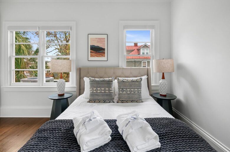 Exquisite Downtown Getaway - Charleston, South Carolina