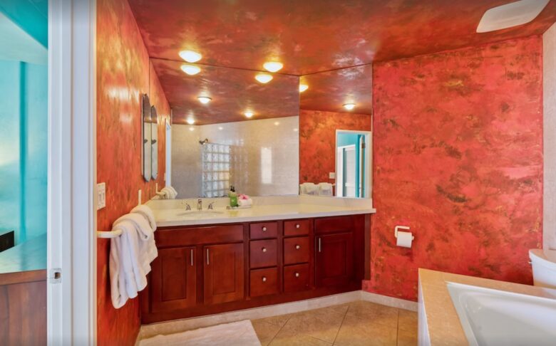 Puu Poa Luxurious Oceanfront Condo - Princeville, Hawaii