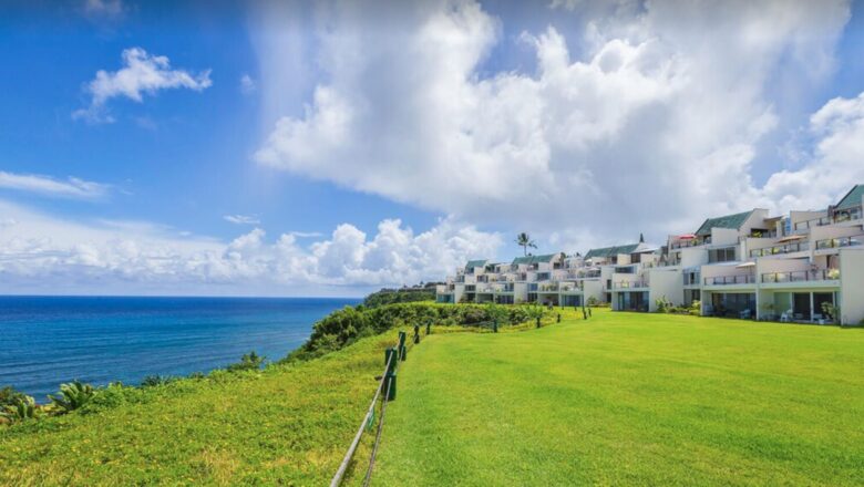 Puu Poa Luxurious Oceanfront Condo - Princeville, Hawaii