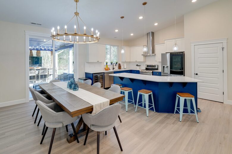 FourC Ranch | With Hot Tub on 10 Acres - Clinton, Washington