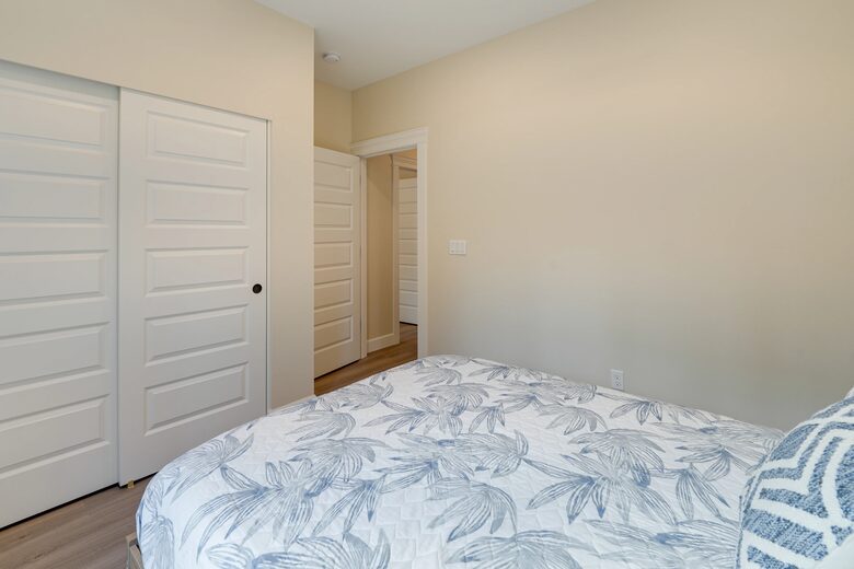 FourC Ranch | With Hot Tub on 10 Acres - Clinton, Washington