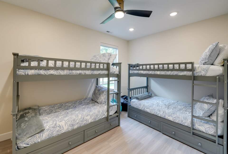 FourC Ranch | With Hot Tub on 10 Acres - Clinton, Washington