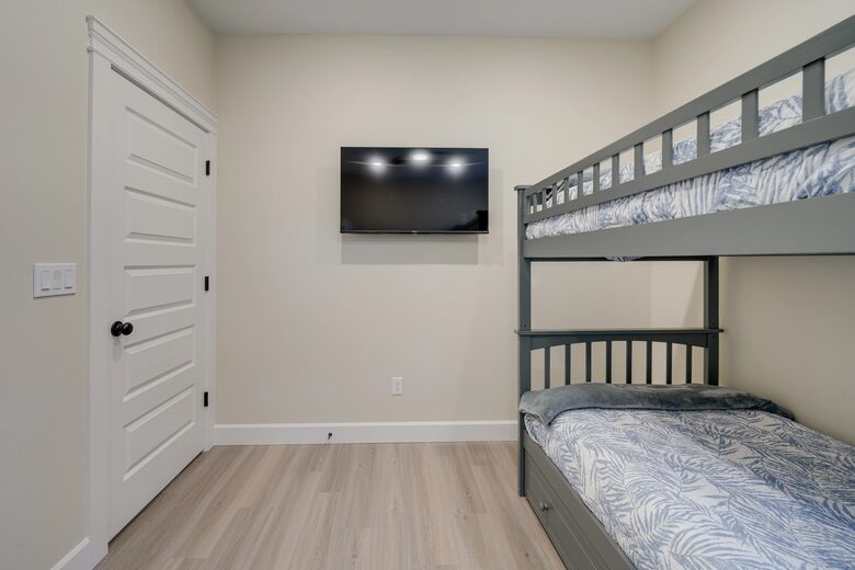 FourC Ranch | With Hot Tub on 10 Acres - Clinton, Washington