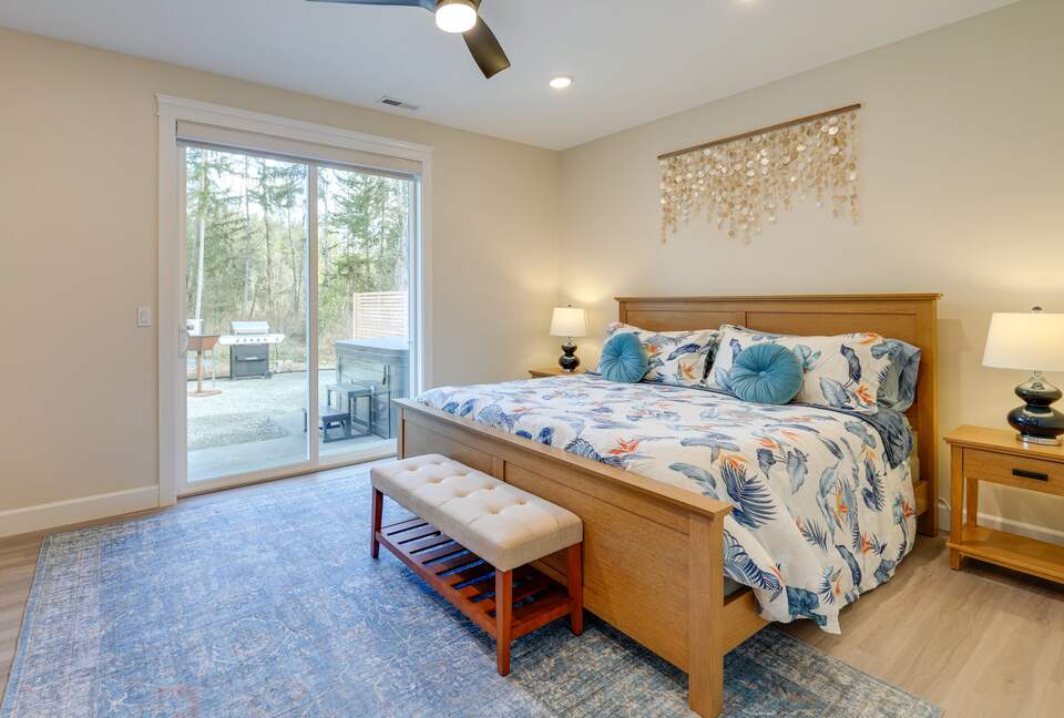 FourC Ranch | With Hot Tub on 10 Acres - Clinton, Washington