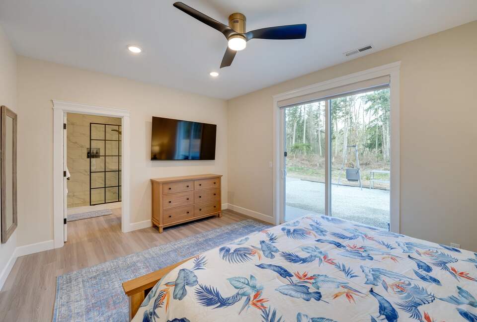 FourC Ranch | With Hot Tub on 10 Acres - Clinton, Washington