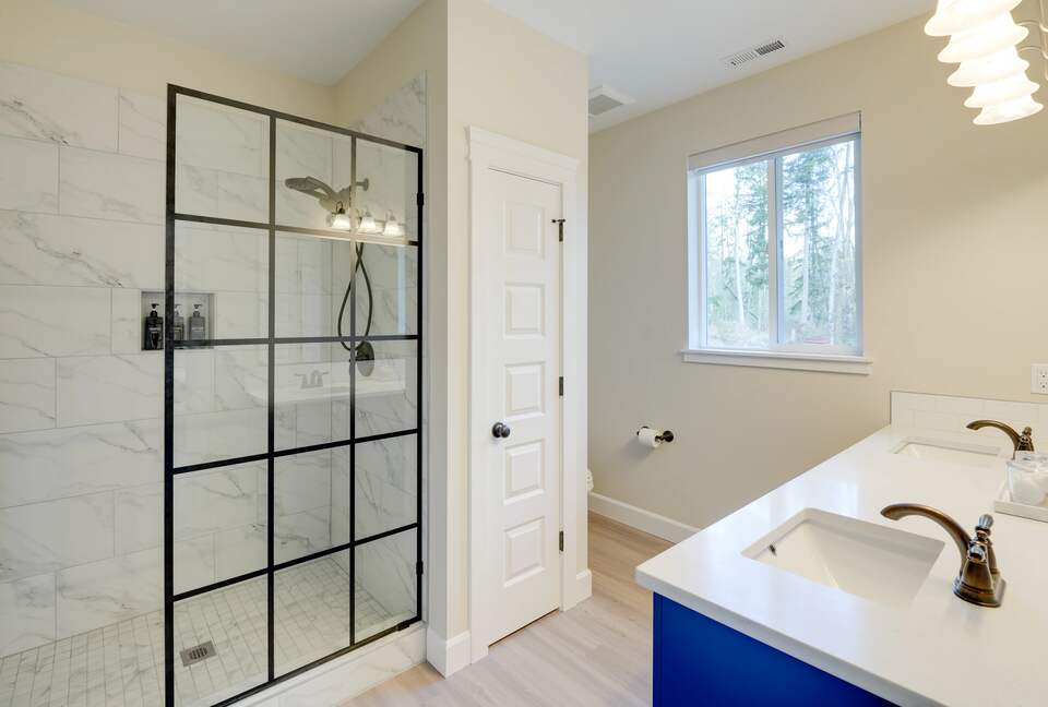 FourC Ranch | With Hot Tub on 10 Acres - Clinton, Washington