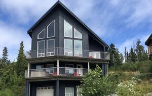 Valhalla Ski-In/Ski-Out Chalet - Comox-Strathcona C, Canada