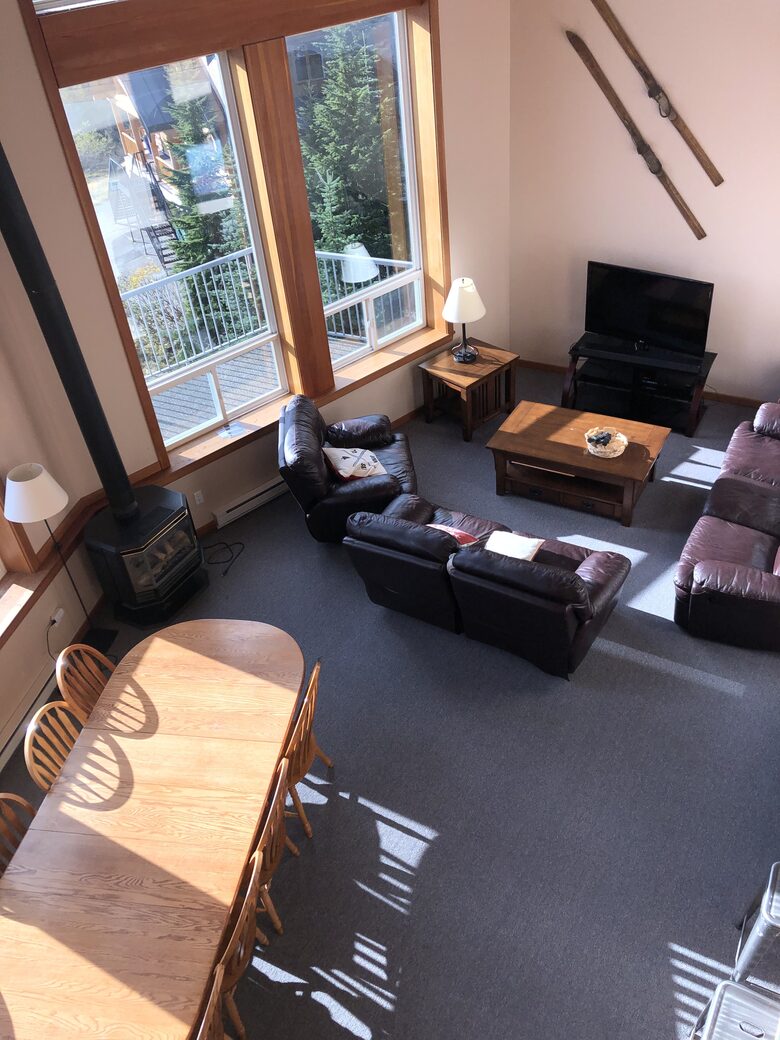 Valhalla Ski-In/Ski-Out Chalet - Comox-Strathcona C, Canada