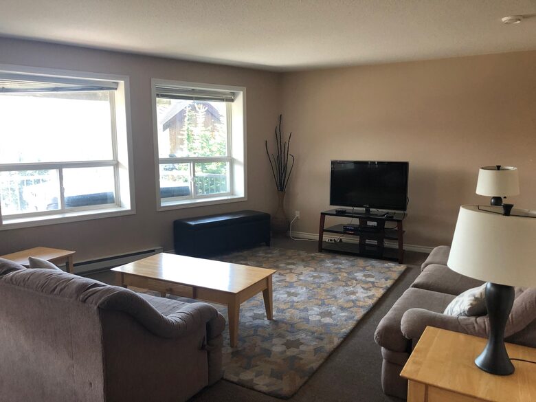 Valhalla Ski-In/Ski-Out Chalet - Comox-Strathcona C, Canada