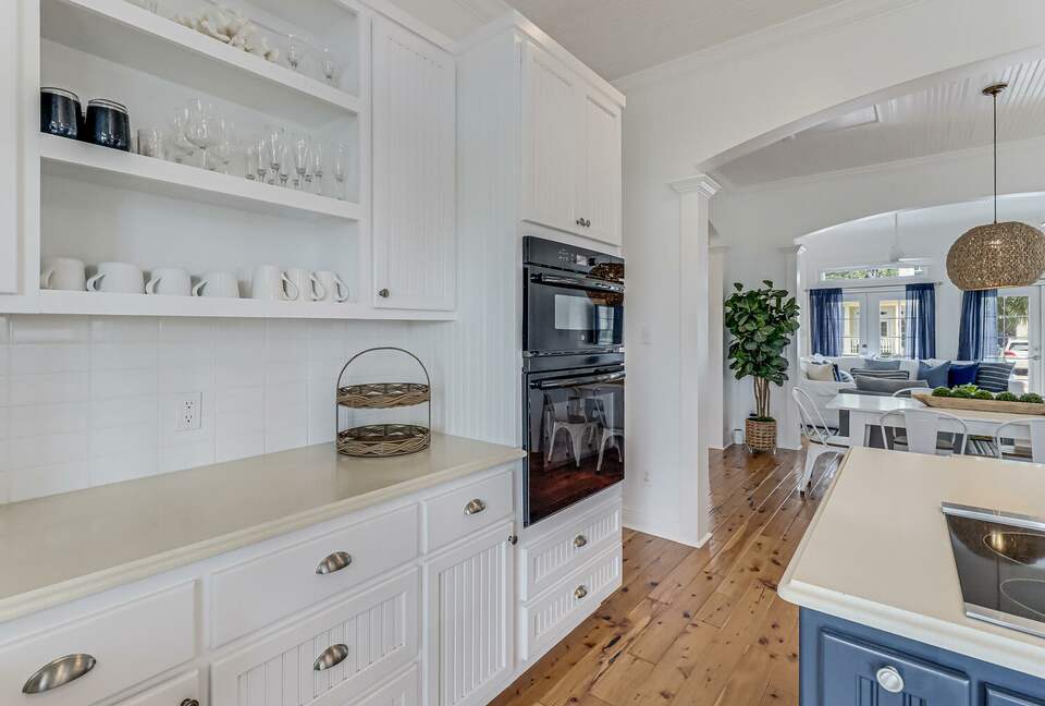 Cinnamon Shore North Beach Getaway - Port Aransas, Texas