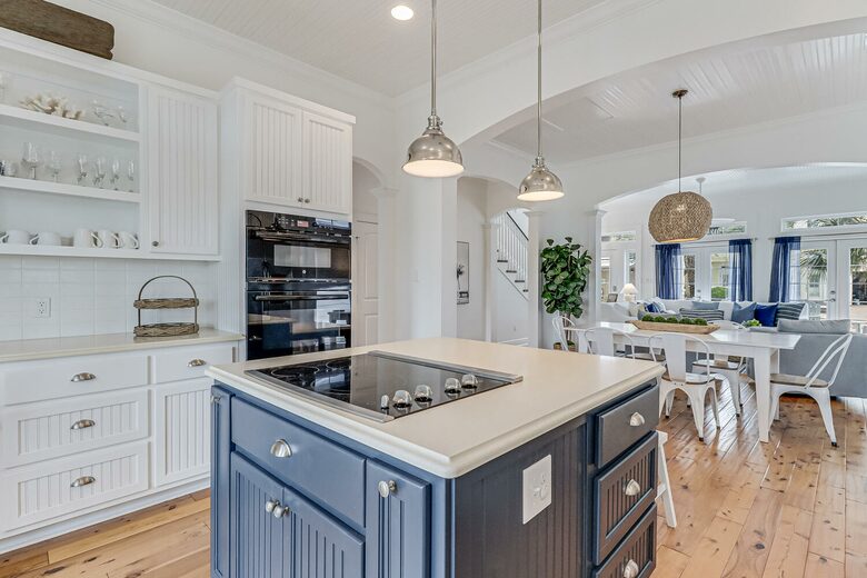 Cinnamon Shore North Beach Getaway - Port Aransas, Texas