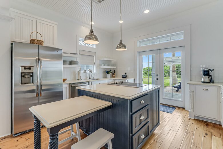 Cinnamon Shore North Beach Getaway - Port Aransas, Texas