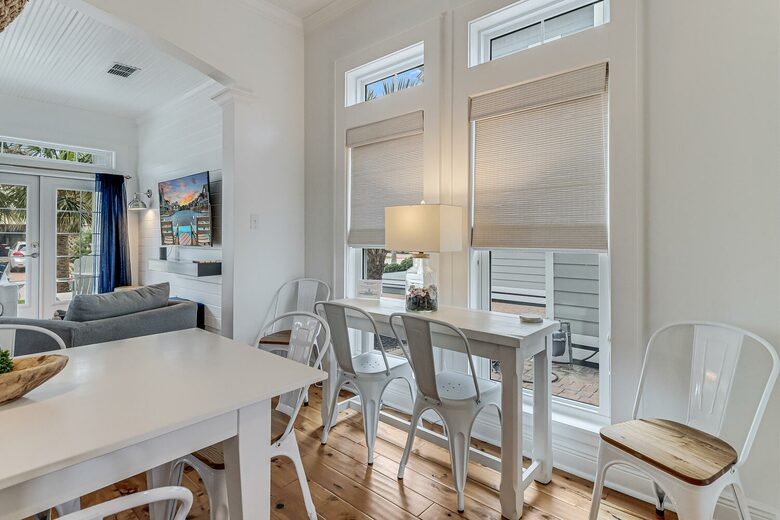 Cinnamon Shore North Beach Getaway - Port Aransas, Texas