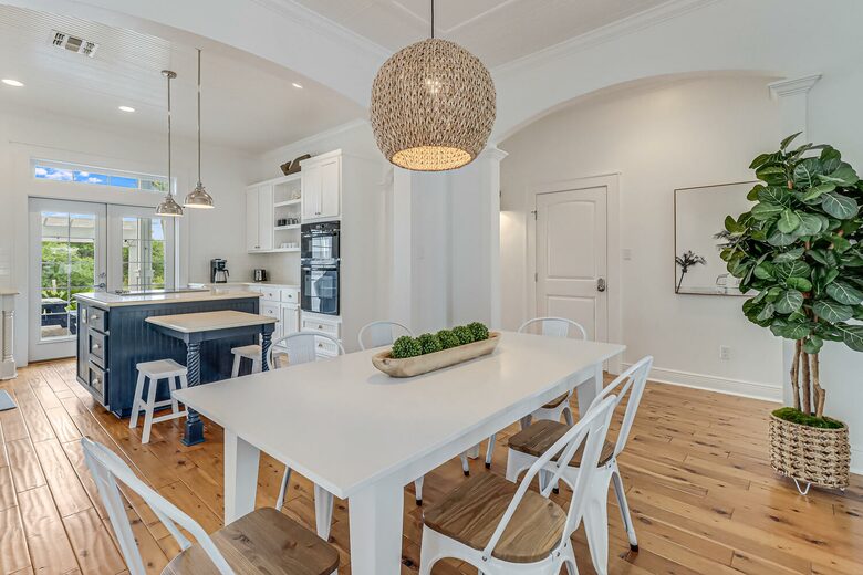 Cinnamon Shore North Beach Getaway - Port Aransas, Texas